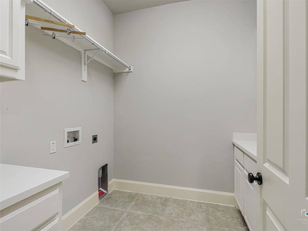 600 Abbey Lane, Prosper, TX 75078 Oversized Laundry Room