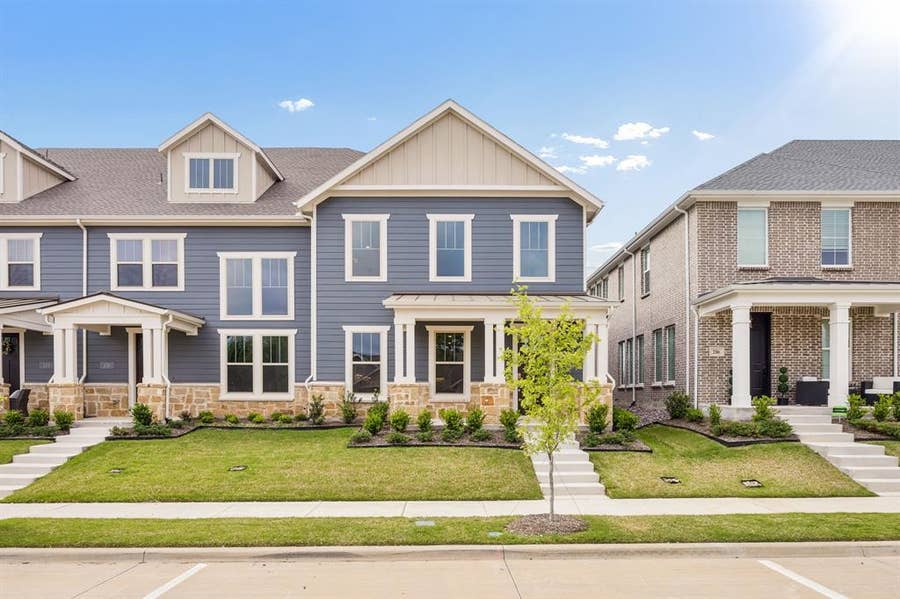 Property photo for 218 Dylan Way, Midlothian, TX