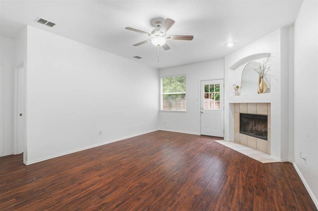 2416 Dalhart Trail, McKinney, TX 75072 2416 Dalhart Trail, McKinney, TX 75072