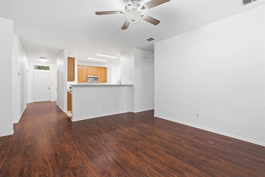 2416 Dalhart Trail, McKinney, TX 75072 2416 Dalhart Trail, McKinney, TX 75072