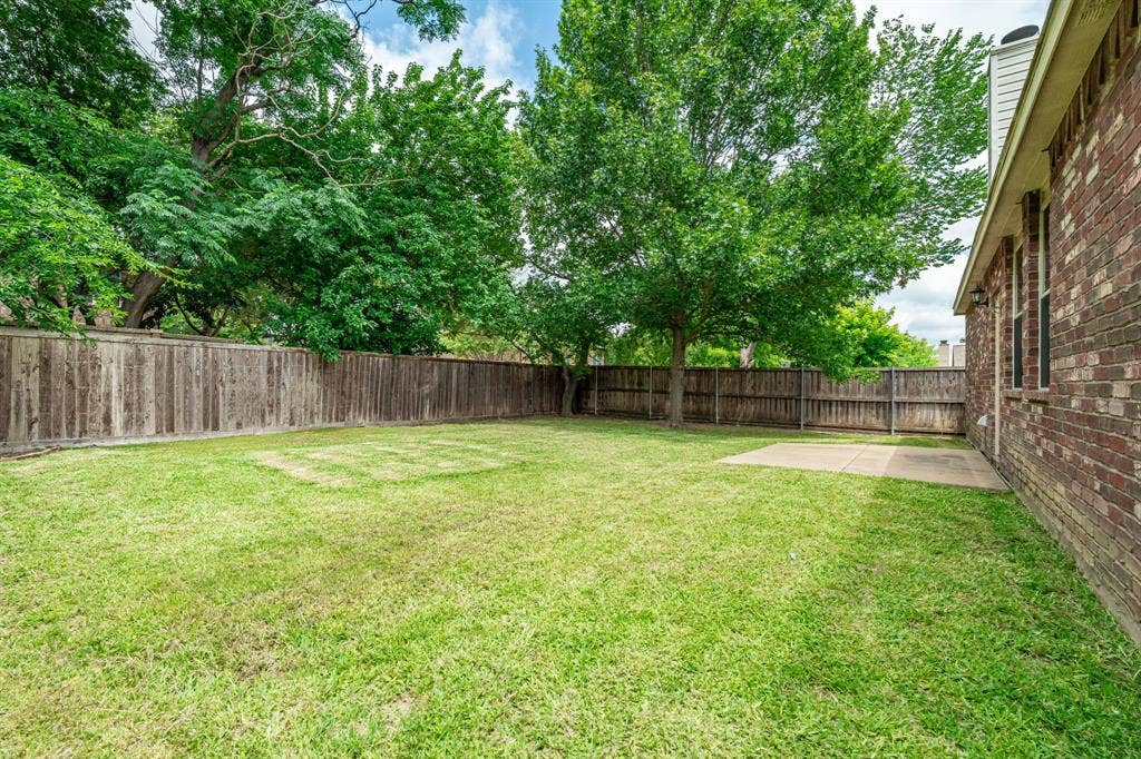 2416 Dalhart Trail, McKinney, TX 75072 2416 Dalhart Trail, McKinney, TX 75072