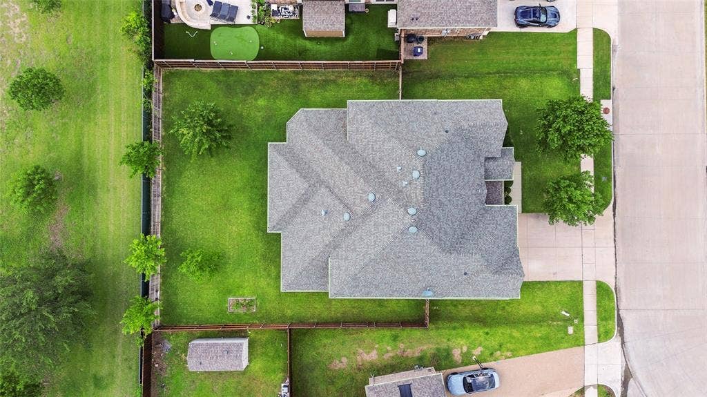 604 Cody Lane, Mansfield, TX 76063