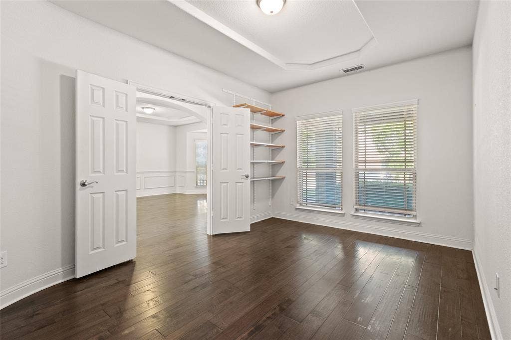 604 Cody Lane, Mansfield, TX 76063