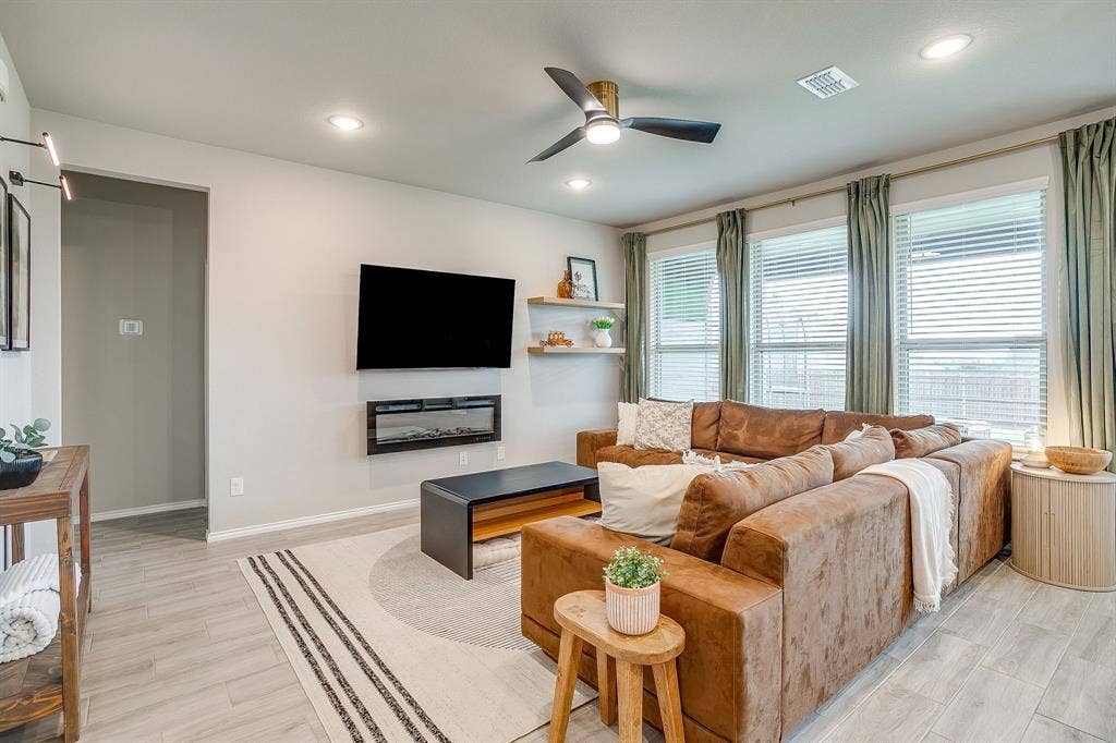 14124 Cassiopeia Drive, Haslet, TX 76052 14124 Cassiopeia Drive, Haslet, TX 76052