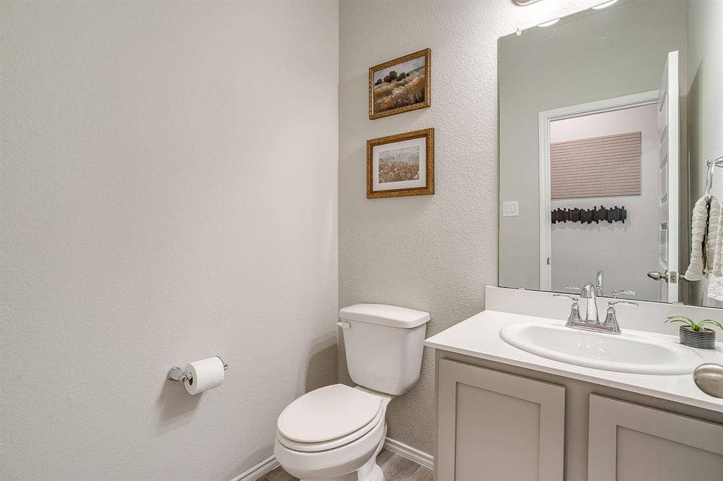 14124 Cassiopeia Drive, Haslet, TX 76052 Downstairs half bath.