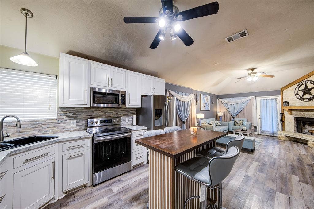 1010 Savage Drive, Denton, TX 76207