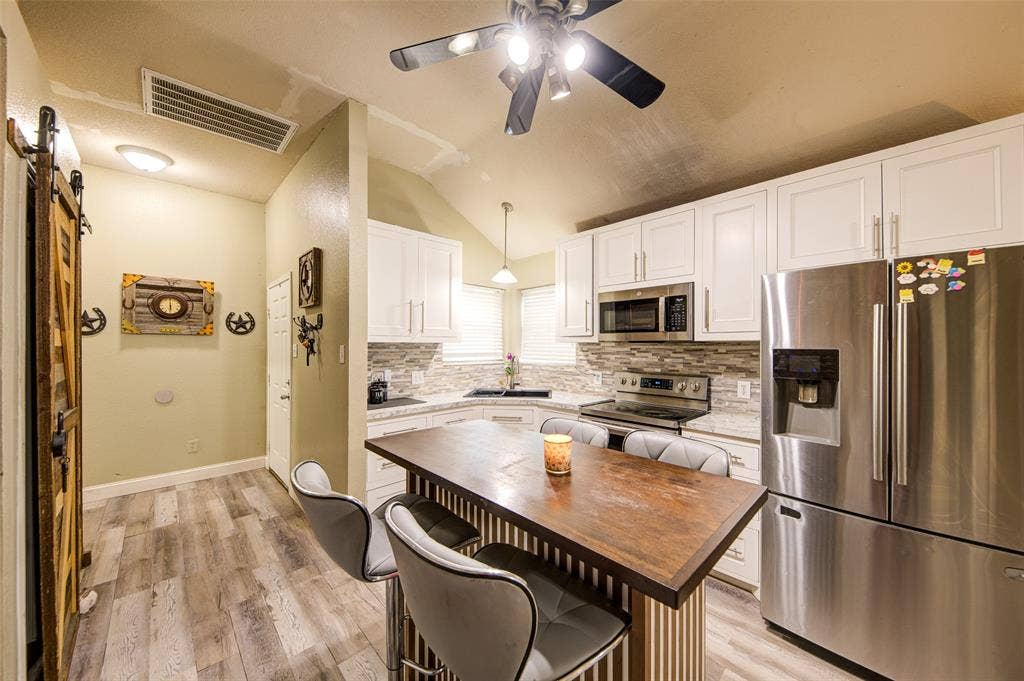 1010 Savage Drive, Denton, TX 76207