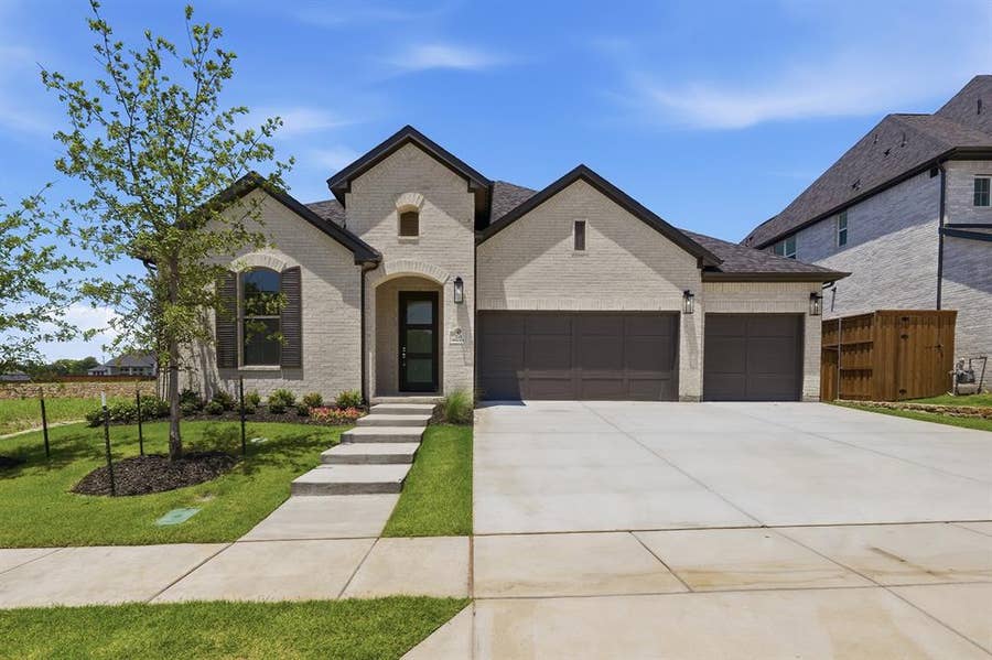 Property photo for 215 Driscoll Street, Allen, TX