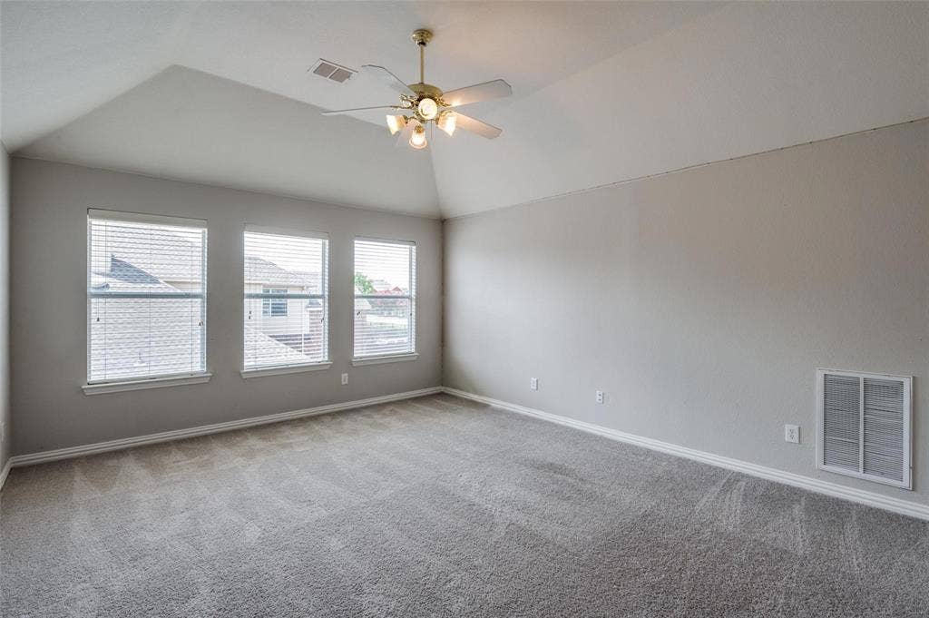 323 Del Cano Drive, Allen, TX 75002 323 Del Cano Drive, Allen, TX 75002