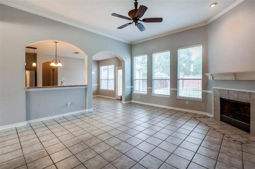 323 Del Cano Drive, Allen, TX 75002 323 Del Cano Drive, Allen, TX 75002