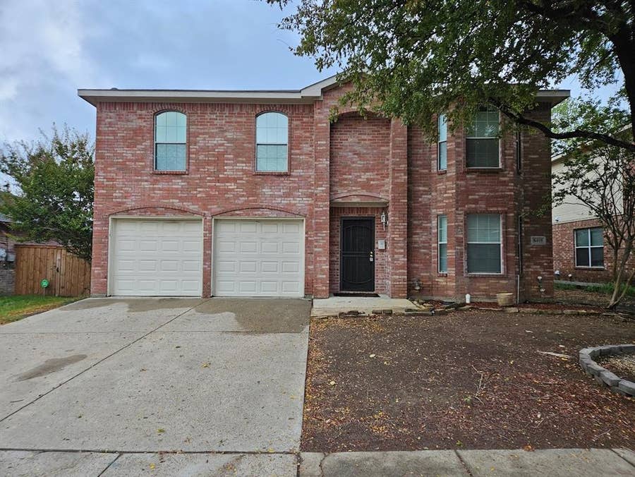 Property photo for 8405 Three Bars Drive, Fort Worth, TX