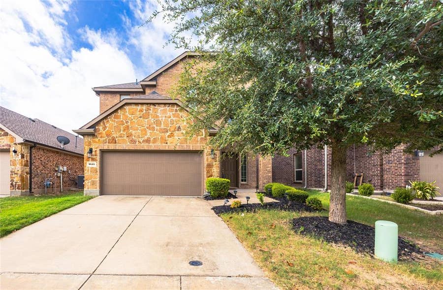 Property photo for 9821 Prairie dog Lane, McKinney, TX