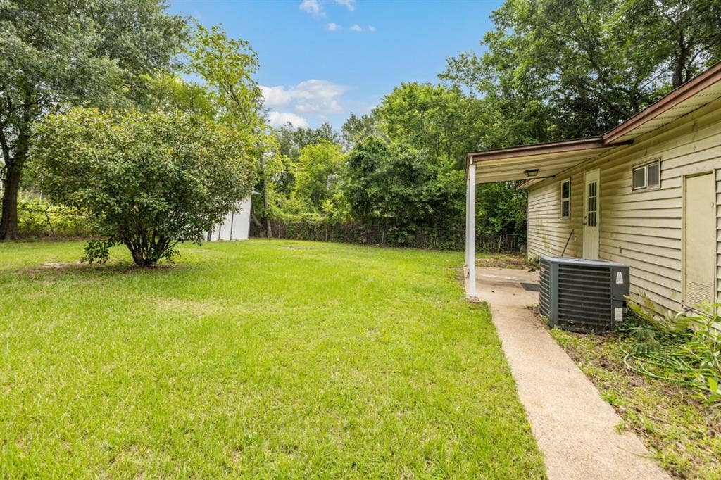 110 W Shadowwood Street, Gun Barrel City, TX 75156 110 W Shadowwood Street, Gun Barrel City, TX 75156
