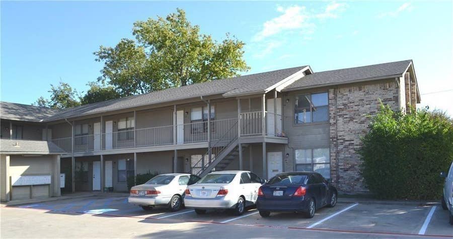 Property photo for 2526 W Prairie Street, #202, Denton, TX