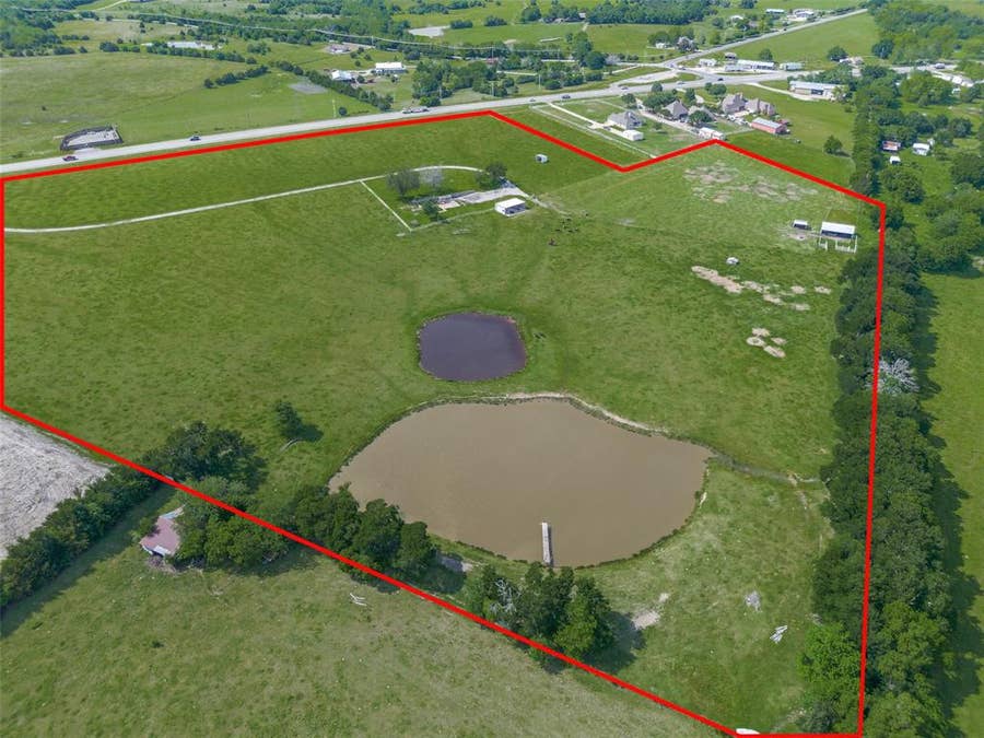 Property photo for 983 State Highway 78 S, Farmersville, TX