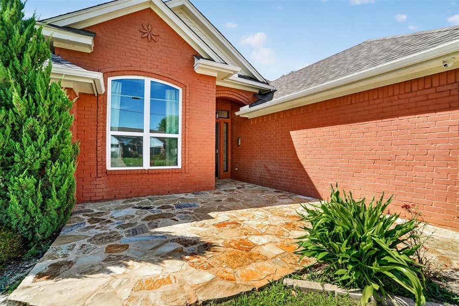 Property photo for 1513 Hayloft Lane, Granbury, TX