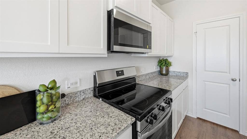 1957 Freeman Street, Tyler, TX 75704 Kitchen