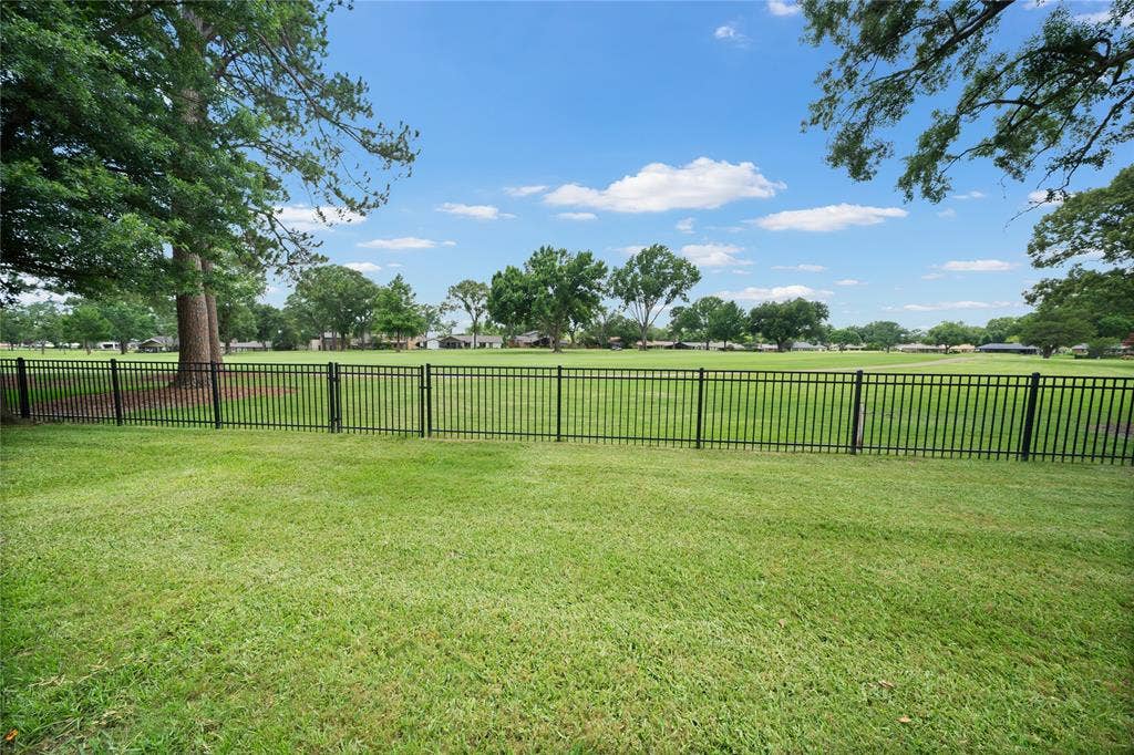 155 Fairway Drive, Bullard, TX 75757 155 Fairway Drive, Bullard, TX 75757