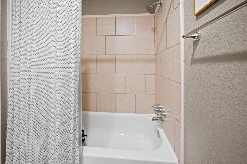 155 Fairway Drive, Bullard, TX 75757 155 Fairway Drive, Bullard, TX 75757
