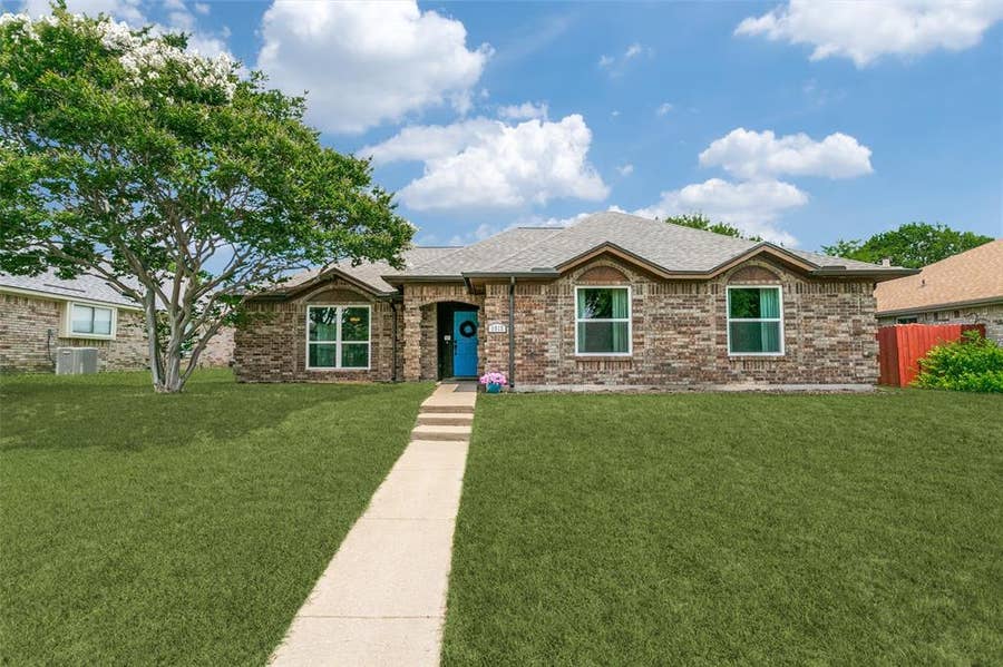Property photo for 1513 Evergreen Drive, Allen, TX
