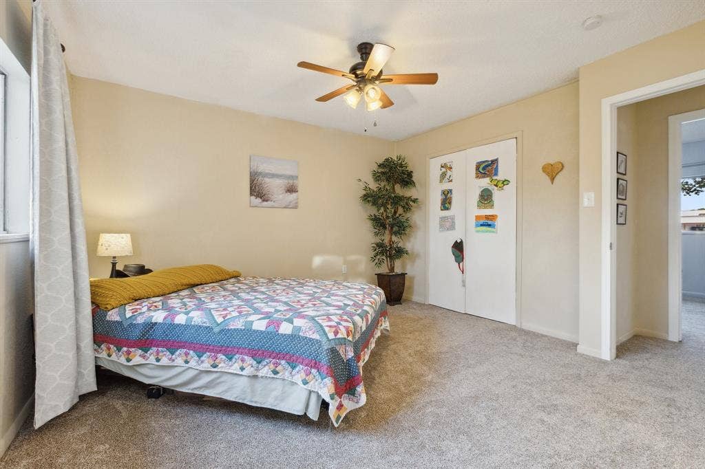2338 N Tool Dr, Seven Points, TX 75143