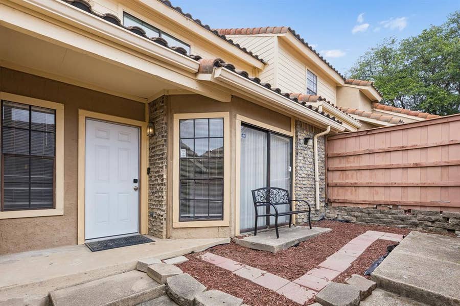 Property photo for 4236 Cuesta Drive, Irving, TX