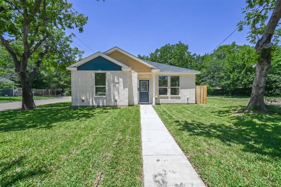 Property photo for 2701 Marburg, Dallas, TX