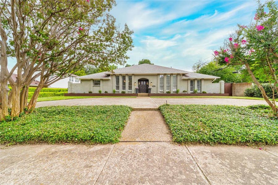 Property photo for 6402 McCommas Boulevard, Dallas, TX