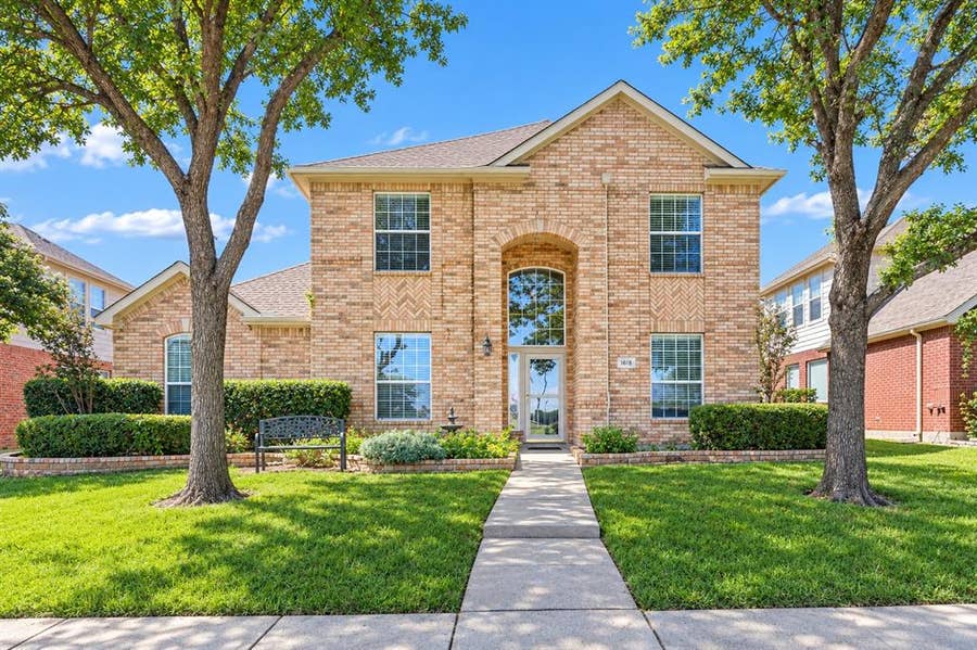 Property photo for 1618 Clear Springs Drive, Allen, TX