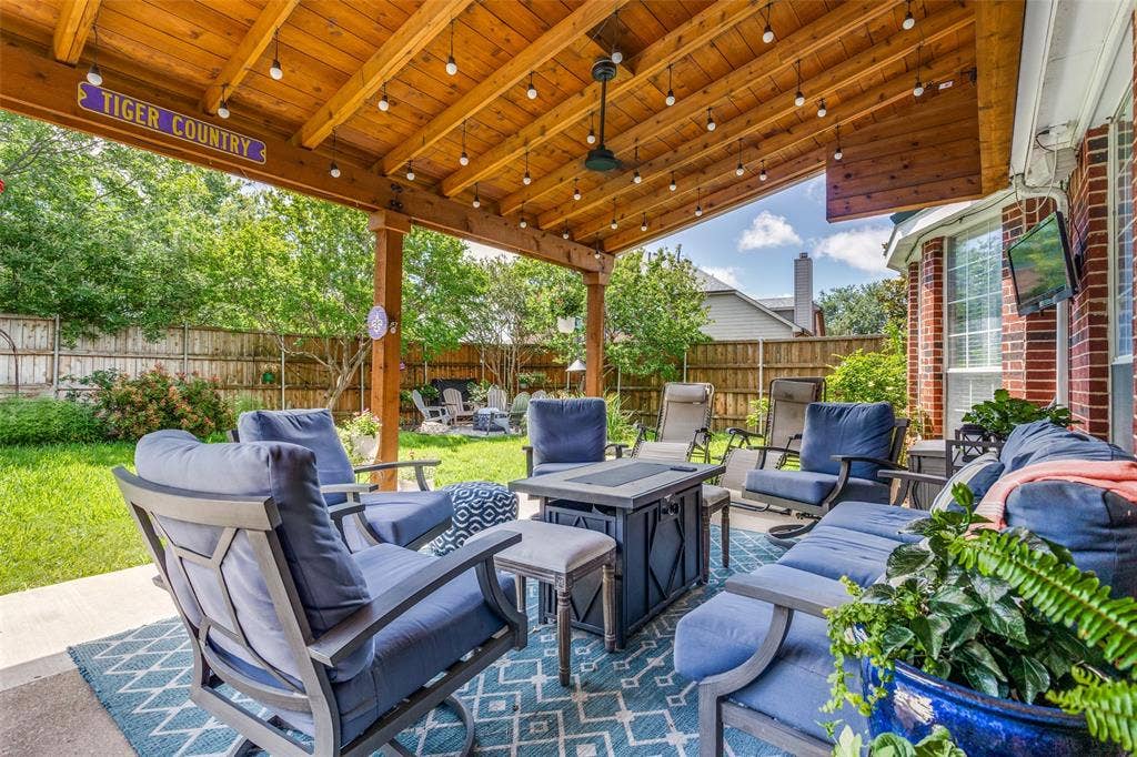 6610 Falcon Crest Lane, Sachse, TX 75048 6610 Falcon Crest Lane, Sachse, TX 75048