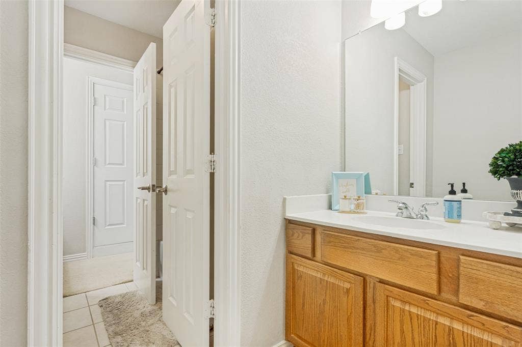 6610 Falcon Crest Lane, Sachse, TX 75048 6610 Falcon Crest Lane, Sachse, TX 75048