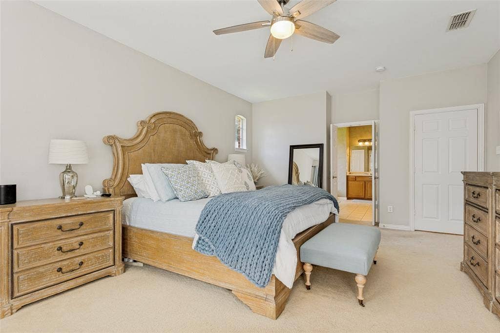 6610 Falcon Crest Lane, Sachse, TX 75048 6610 Falcon Crest Lane, Sachse, TX 75048