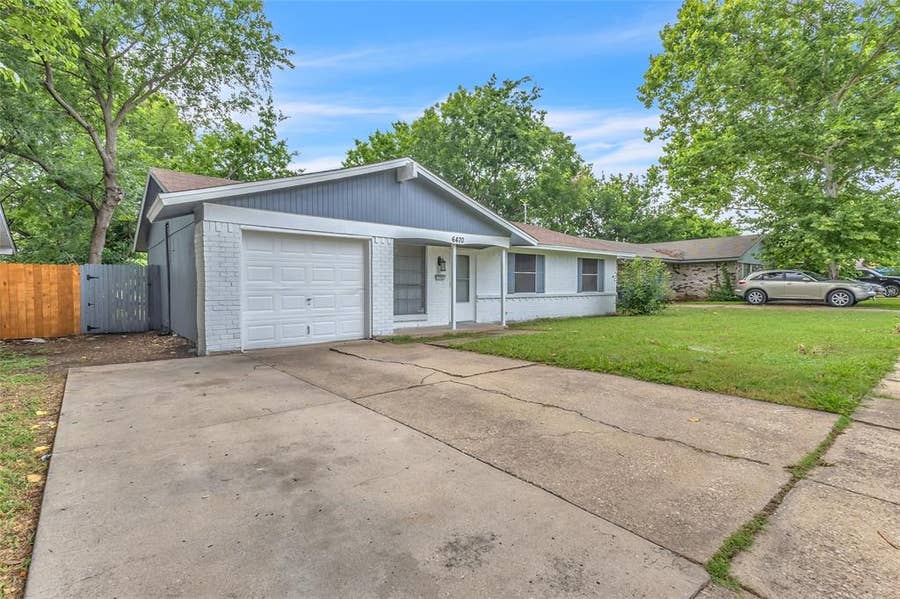 Property photo for 6470 Tumbling Creek Trail, Dallas, TX