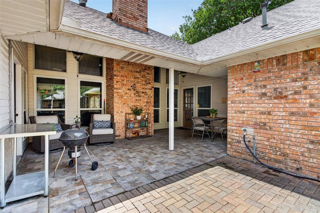 1415 Horton Drive, Cedar Hill, TX 75104 covered patio space