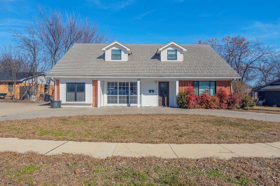 Property photo for 109 W Marguerita Drive, Garland, TX