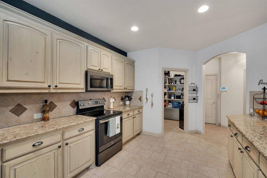 5009 Prosperity Row, Midlothian, TX 76065 5009 Prosperity Row, Midlothian, TX 76065