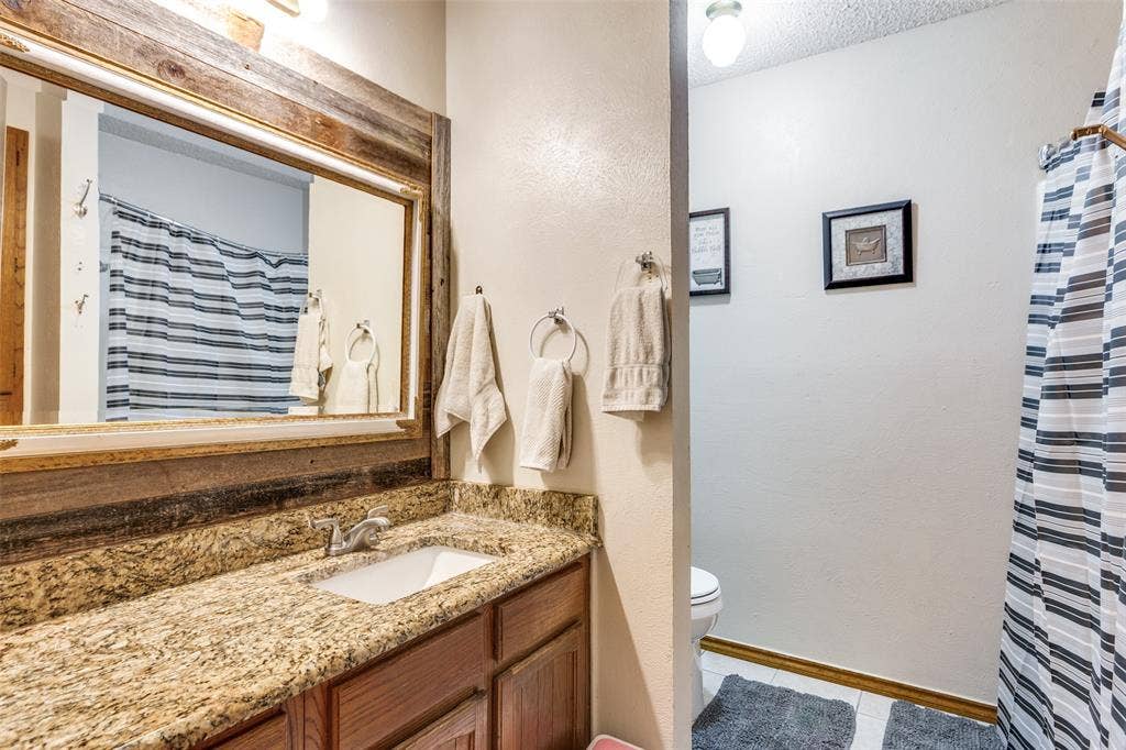 212 Casas Del Sur Street, Granbury, TX 76049 212 Casas Del Sur Street, Granbury, TX 76049