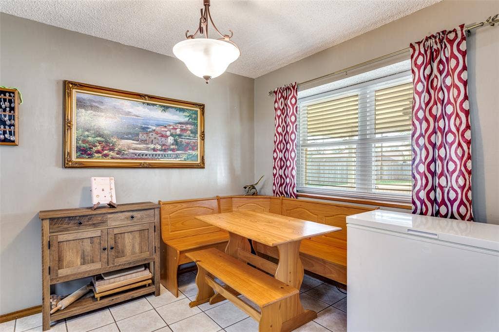 212 Casas Del Sur Street, Granbury, TX 76049 212 Casas Del Sur Street, Granbury, TX 76049