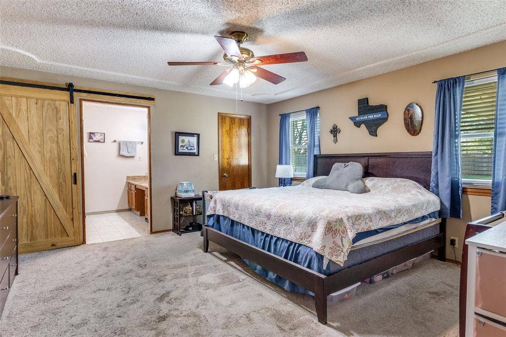 212 Casas Del Sur Street, Granbury, TX 76049 212 Casas Del Sur Street, Granbury, TX 76049