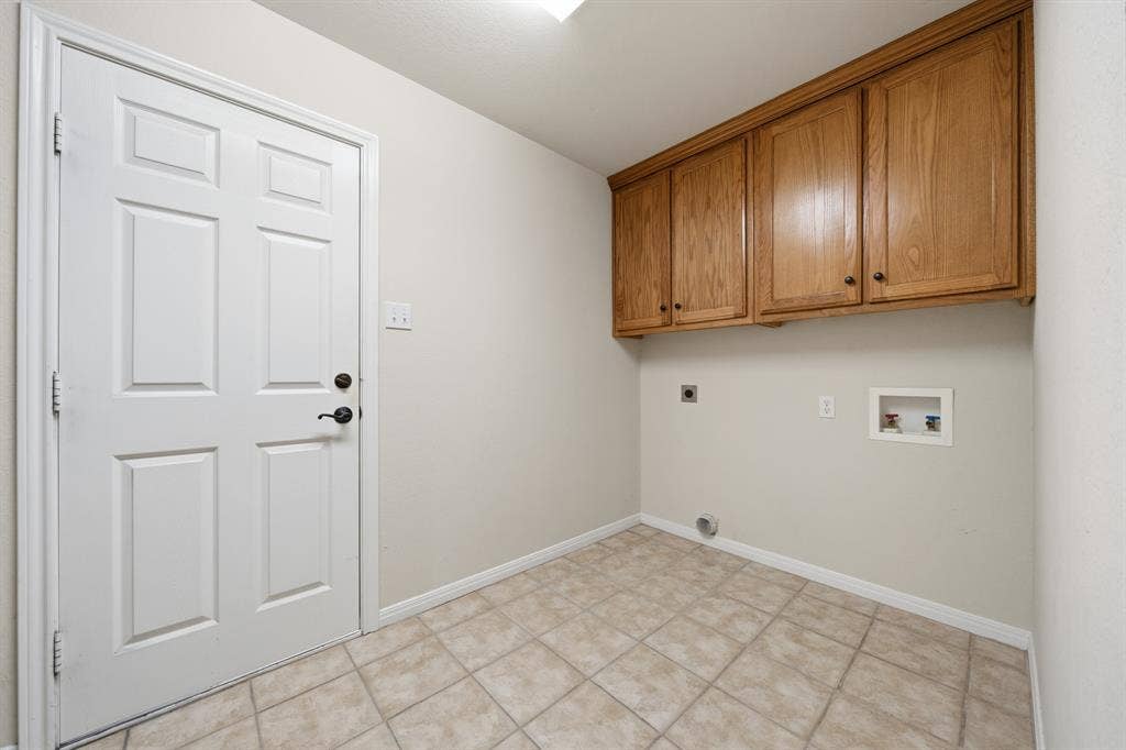 210 S Reagan Street, West, TX 76691 210 S Reagan Street, West, TX 76691