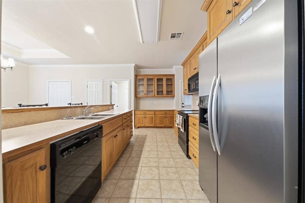 210 S Reagan Street, West, TX 76691 210 S Reagan Street, West, TX 76691