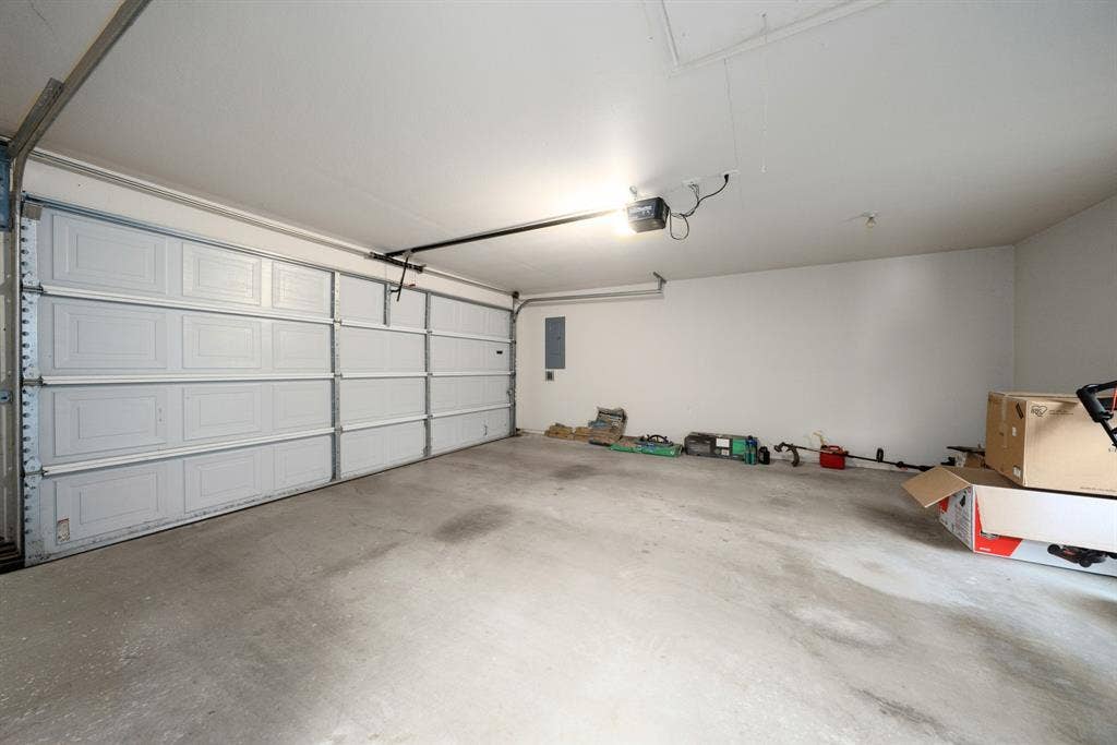 210 S Reagan Street, West, TX 76691 210 S Reagan Street, West, TX 76691
