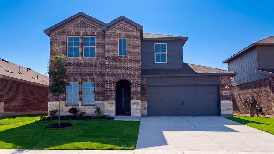 Property photo for 1814 Nestling Street, Crandall, TX