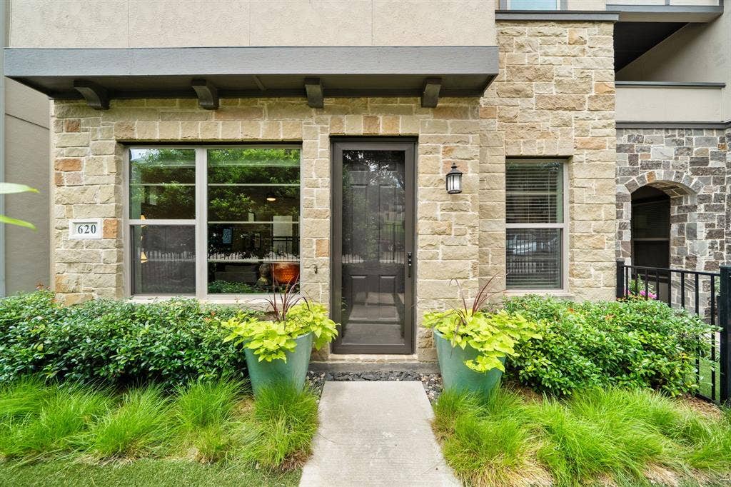 620 Aspen Valley Lane, Dallas, TX 75208 620 Aspen Valley Lane, Dallas, TX 75208