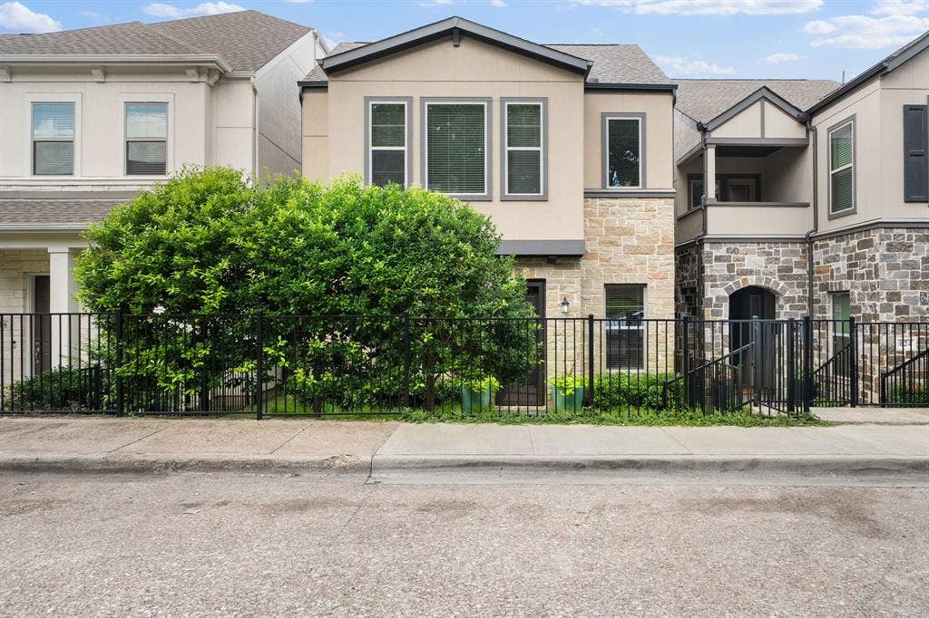 620 Aspen Valley Lane, Dallas, TX 75208 620 Aspen Valley Lane, Dallas, TX 75208