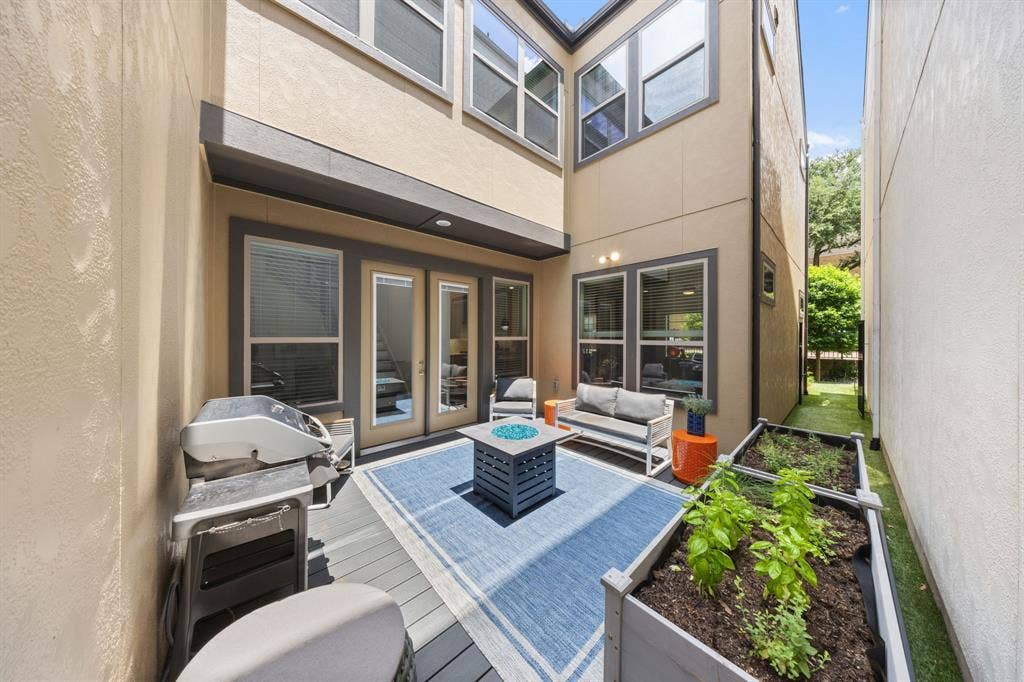 620 Aspen Valley Lane, Dallas, TX 75208 620 Aspen Valley Lane, Dallas, TX 75208