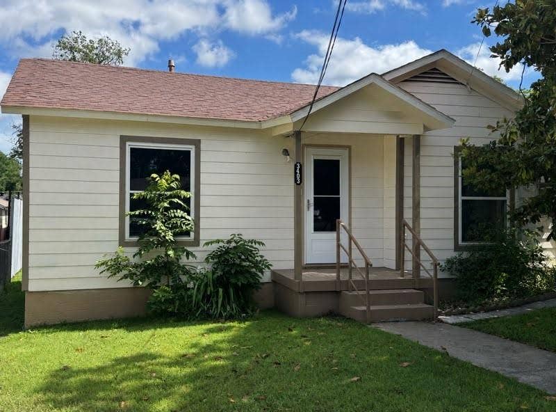Property photo for 3403 Dawes Drive, Dallas, TX