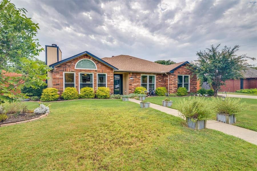 Property photo for 6512 Coral Lane, Sachse, TX