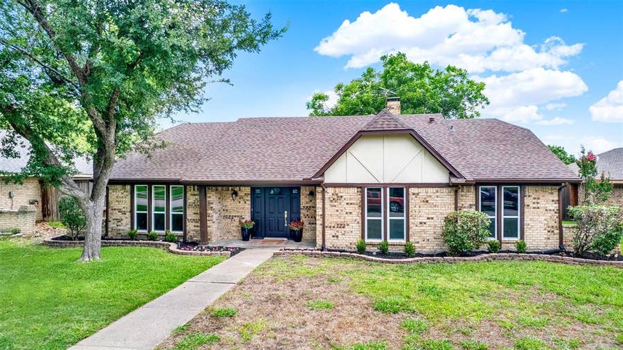 Property photo for 1705 Morningstar Trail, Richardson, TX