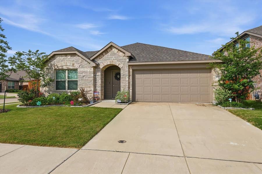 Property photo for 3615 Big Nemaha Drive, Crandall, TX